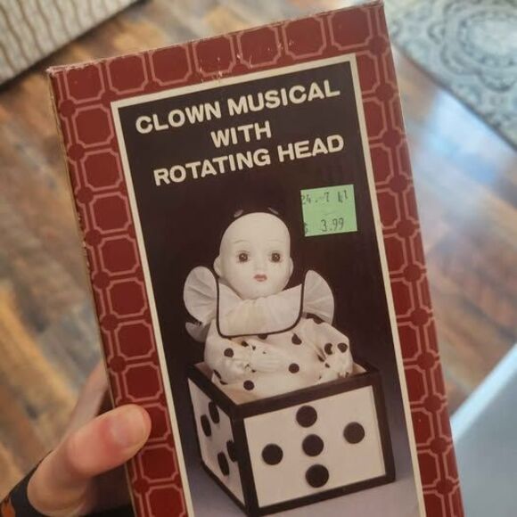 Creepy Animated Vintage Clown Rotating Music Box Halloween Decor Haunted Spooky - Picture 7 of 10